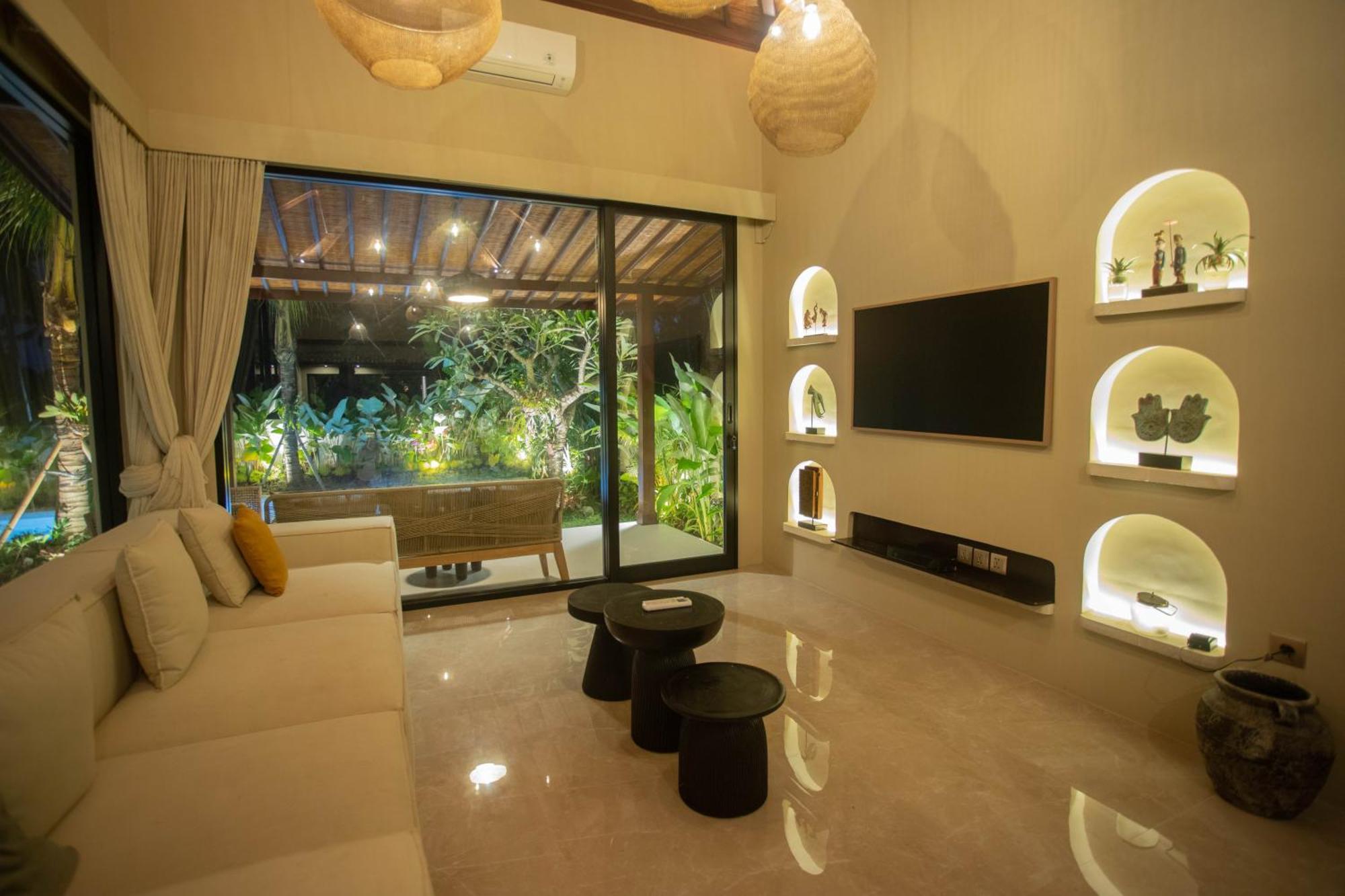 Adi Laxmi Villa Ubud Екстериор снимка