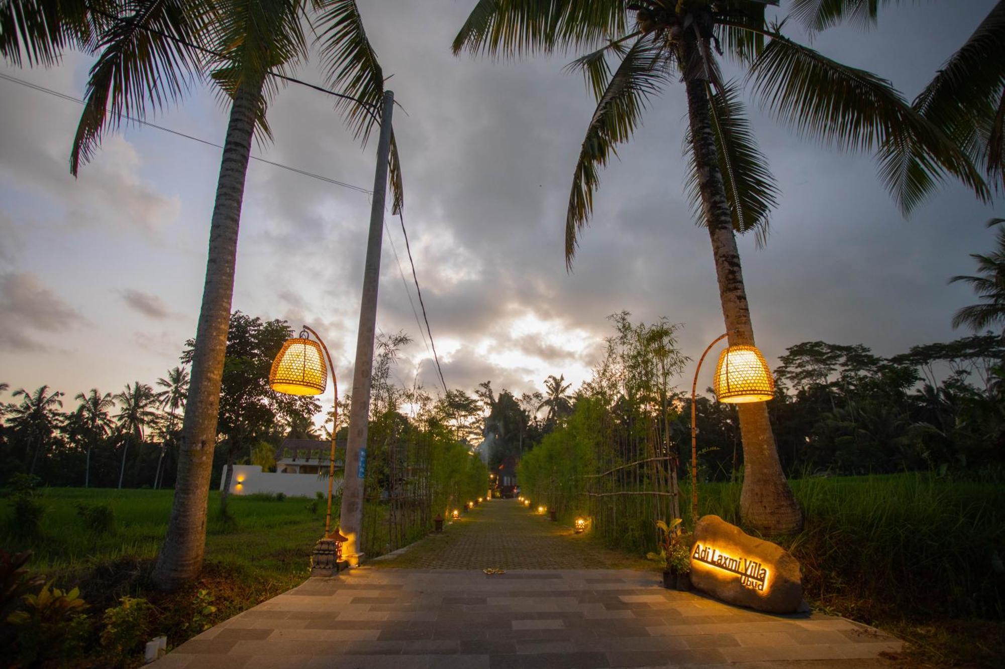 Adi Laxmi Villa Ubud Екстериор снимка